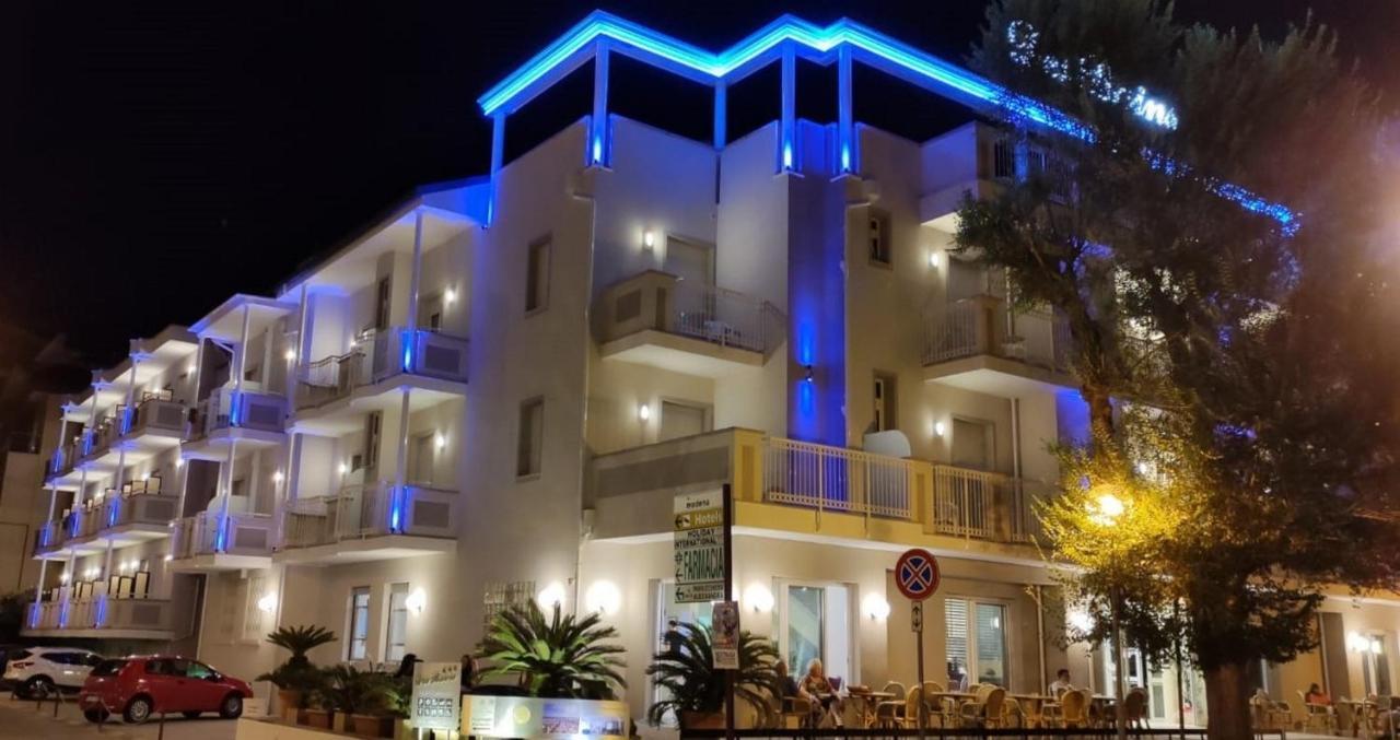 Hotel Des Bains Cattolica Exterior photo